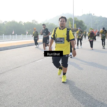 Runner Photo 6893714