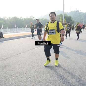 Runner Photo 6893720