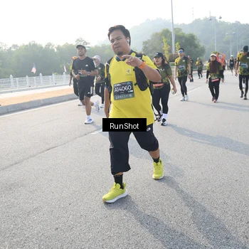 Runner Photo 6893722