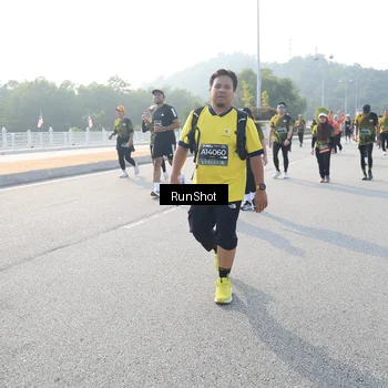 Runner Photo 6893723