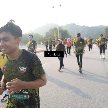 Runner Photo 6893763