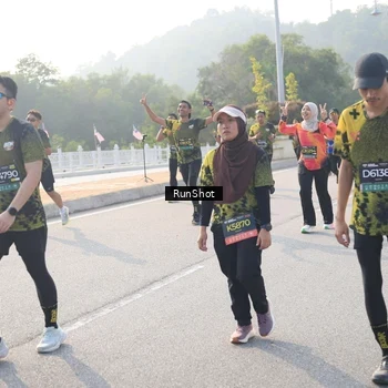 Runner Photo 6893789
