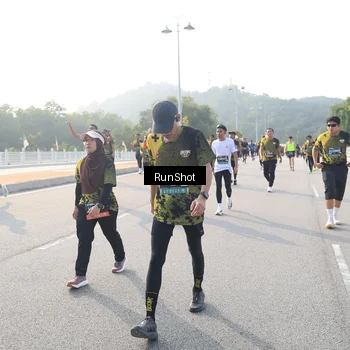 Runner Photo 6893801