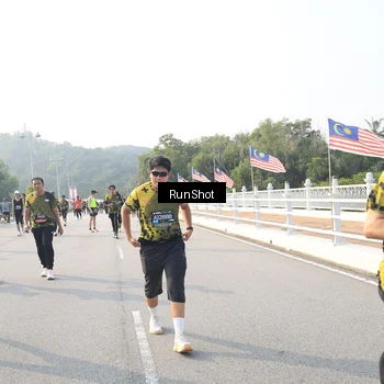 Runner Photo 6893825