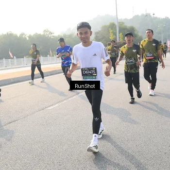 Runner Photo 6893866