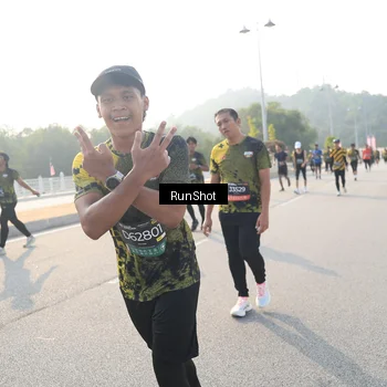 Runner Photo 6893904