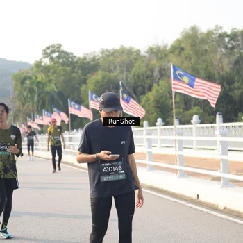 Runner Photo 6893937