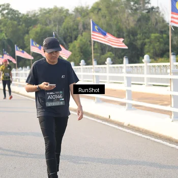 Runner Photo 6893952