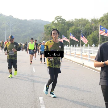 Runner Photo 6893976