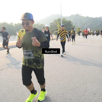 Runner Photo 6894068