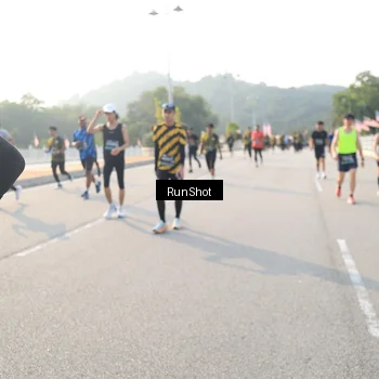 Runner Photo 6894078