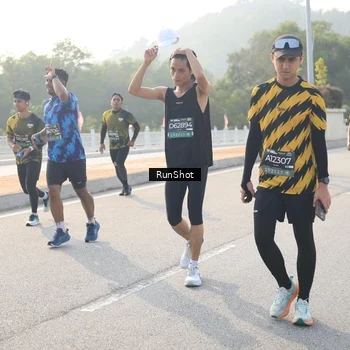 Runner Photo 6894131