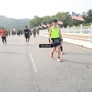Runner Photo 6894139