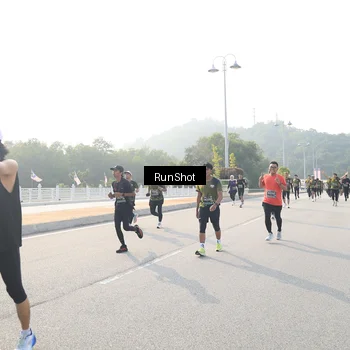 Runner Photo 6894157