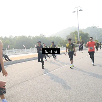 Runner Photo 6894158