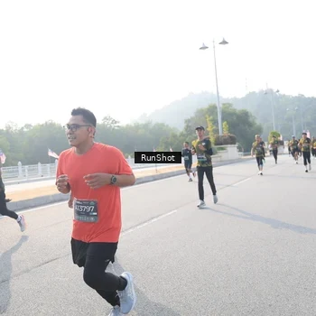 Runner Photo 6894204