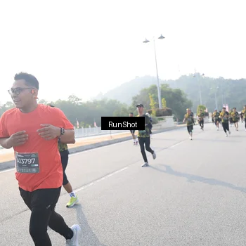 Runner Photo 6894207