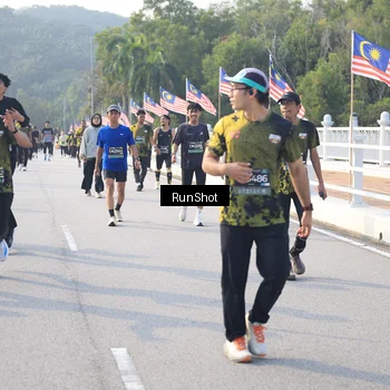Runner Photo 6894293