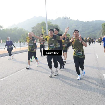 Runner Photo 6894330