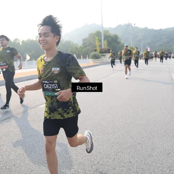 Runner Photo 6894421