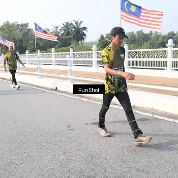 Runner Photo 6894422