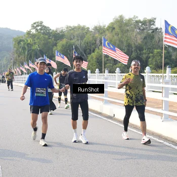 Runner Photo 6894444