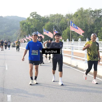 Runner Photo 6894455