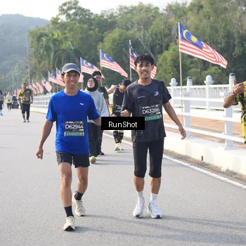 Runner Photo 6894456