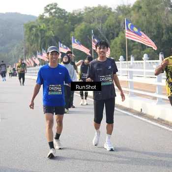 Runner Photo 6894458
