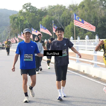 Runner Photo 6894462