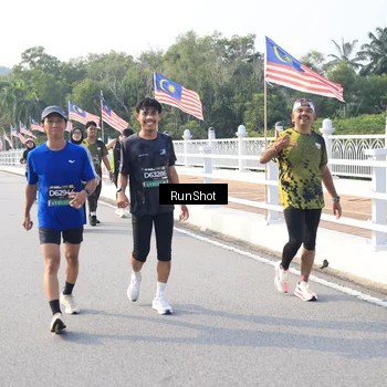 Runner Photo 6894483
