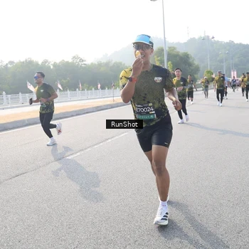 Runner Photo 6894505