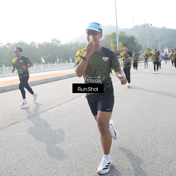 Runner Photo 6894511