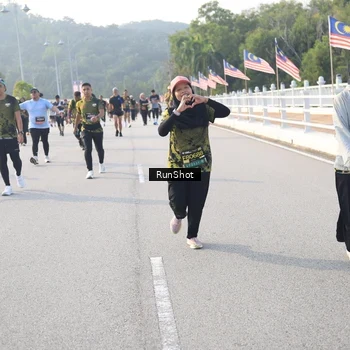 Runner Photo 6894591