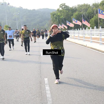 Runner Photo 6894594