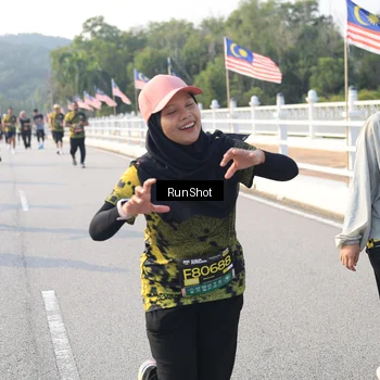Runner Photo 6894620