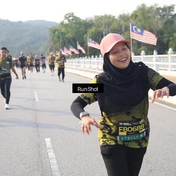 Runner Photo 6894626