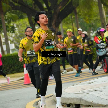 Runner Photo 6894636