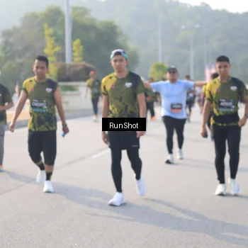 Runner Photo 6894646