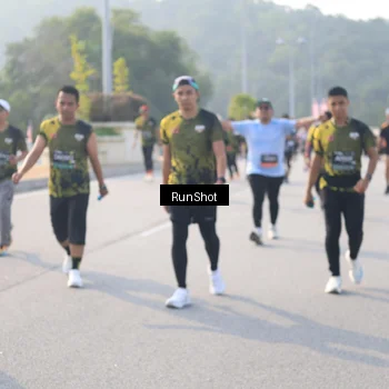 Runner Photo 6894647