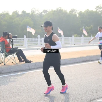 Runner Photo 6894667