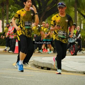 Runner Photo 6894706