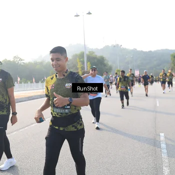 Runner Photo 6894727