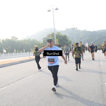 Runner Photo 6894748
