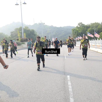 Runner Photo 6894760