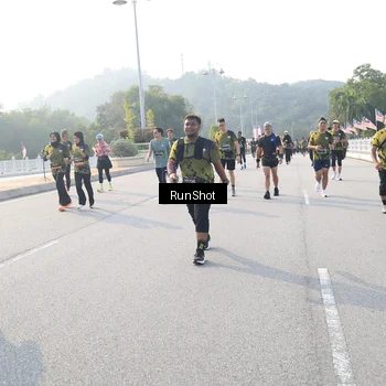 Runner Photo 6894777