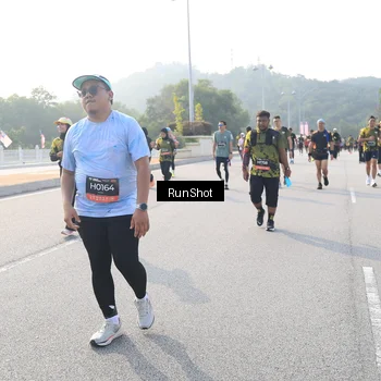 Runner Photo 6894778