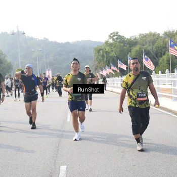 Runner Photo 6894808