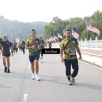 Runner Photo 6894812