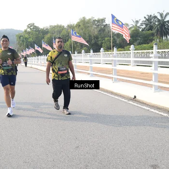 Runner Photo 6894820